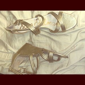 Golden wedges